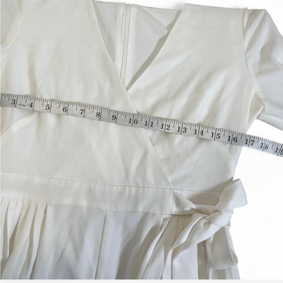 INTERMIX Women’s  Bell Sleeves Pleated Romper V Neck Size S - Picture 6 of 7